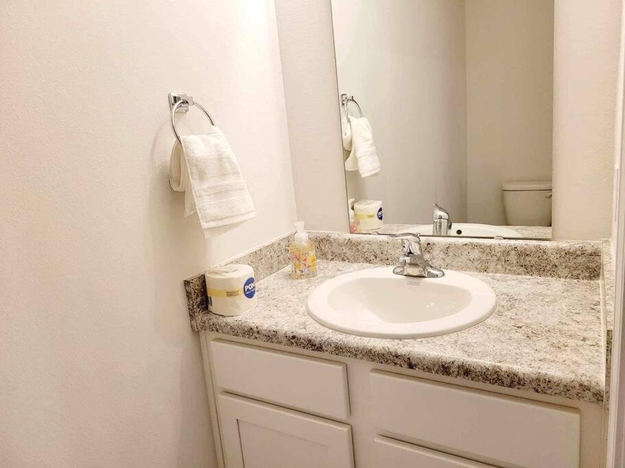 Brand New House In Pensacola,Ev Connector Available Apartment Exterior photo