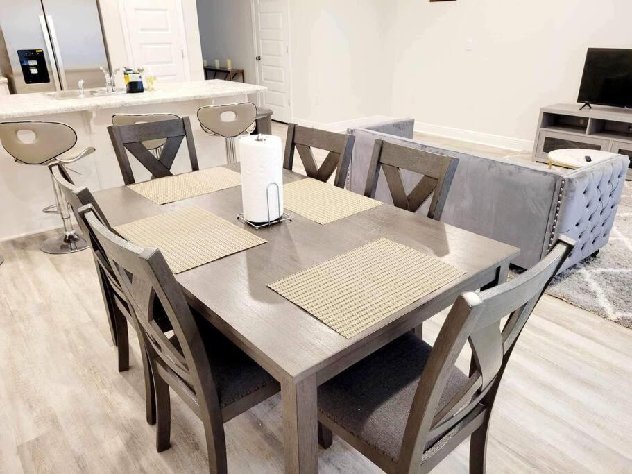 Brand New House In Pensacola,Ev Connector Available Apartment Exterior photo