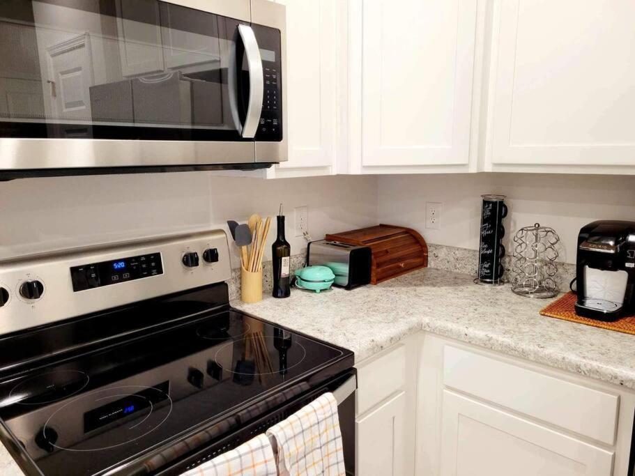 Brand New House In Pensacola,Ev Connector Available Apartment Exterior photo